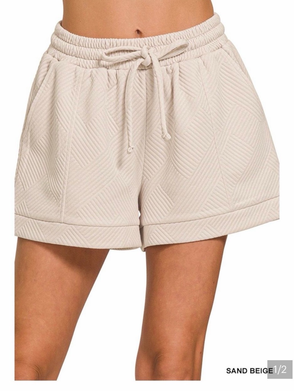 Zenana Like New Sand Beige Quilted Drawstring Women’s Shorts size M